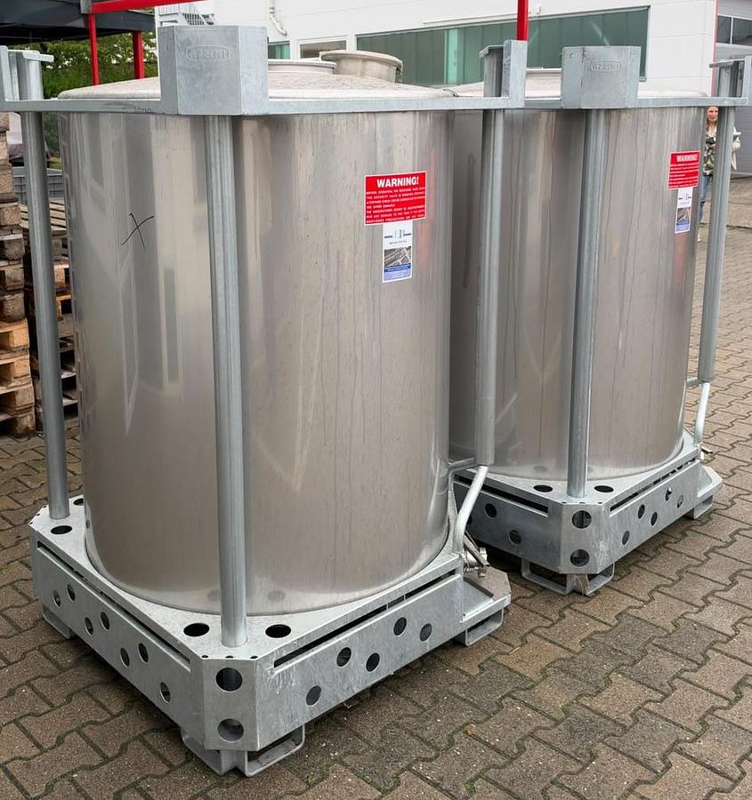 Gebraucht 2023 Behälter KG Bremen 2x Edelstahl-IBC / Lagertank 1.251 ltr