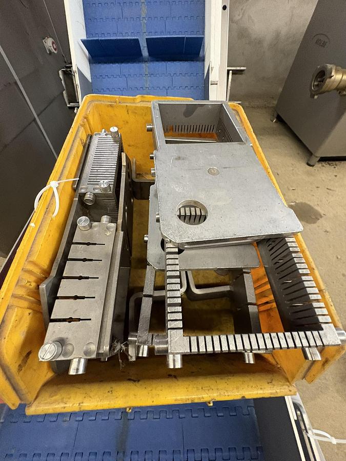 Gebraucht 2013 Rühle SR3 Würfel- und Streifenschneider