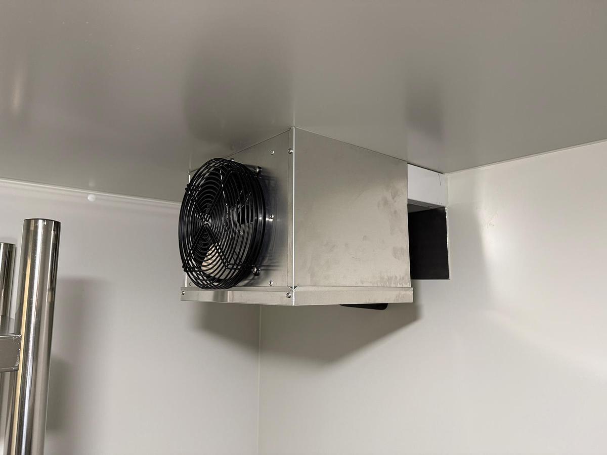 Gebraucht 2026 GGM Gastro International GmbH KC2424 Begehbare Kühlzelle mit Wand-Kühlaggregat