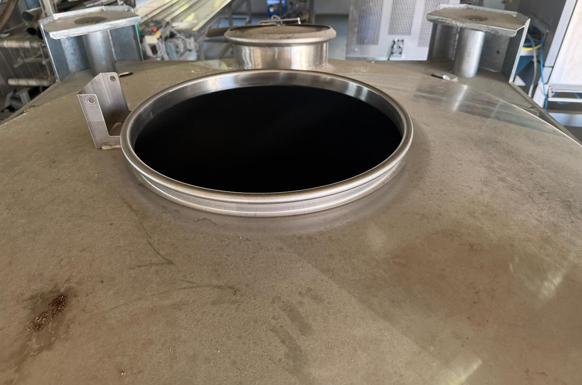 Gebraucht 2023 Behälter KG Bremen 2x Edelstahl-IBC / Lagertank 1.251 ltr
