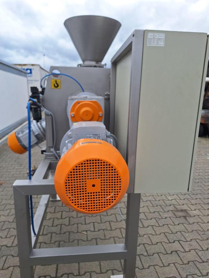 Gebraucht 2004 Lödige FM 300 D Pflugscharmischer