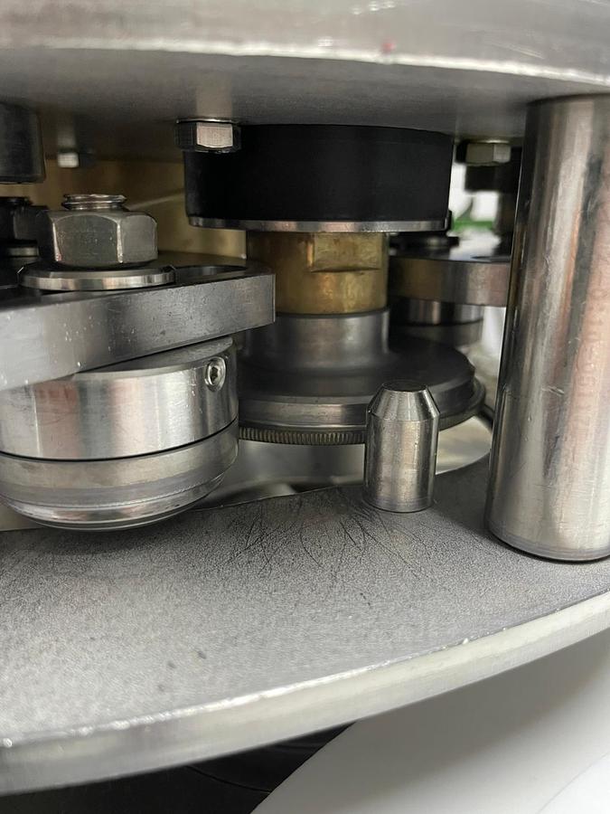 Gebraucht 2013 Lanico SVA 50W Dosenverschließmaschine