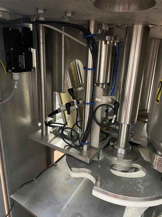 Used 2018 Lubeca LW602 Dosenverschließmaschine