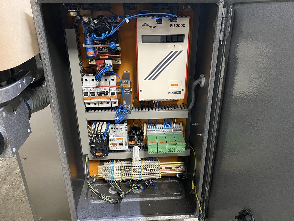 Refurbished 1995 KHS Anker Variant 1 Lineare Etikettiermaschine für Leimetiketten