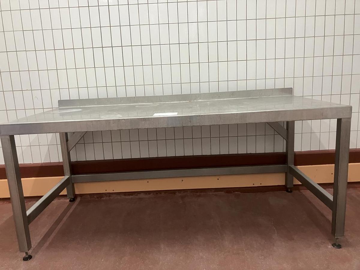 Used NN großer Edelstahltisch