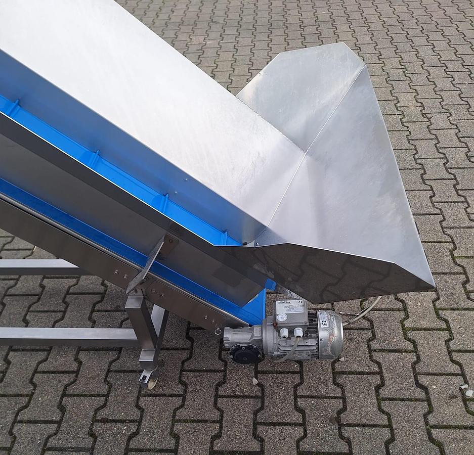 Gebraucht 2020 Untroma STBF 4-30 Steigförderband mit blauem Stollengurt, inkl. neuem Ersatzgurt