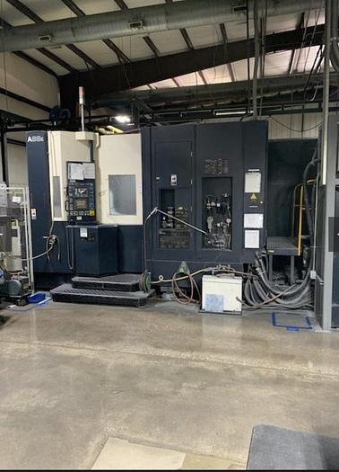 Used 2002 Makino A88E CNC 4-Axis 8 Pallet Horizontal Maching Center