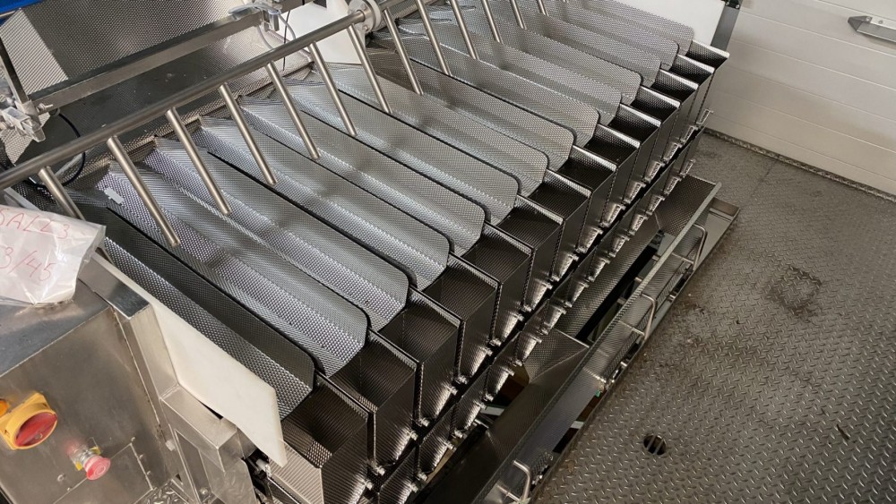 Used Newtec 14 channel weighing line