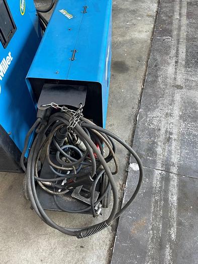 Usato SALDATRICE (N°51) MILLER INTEGRA 243