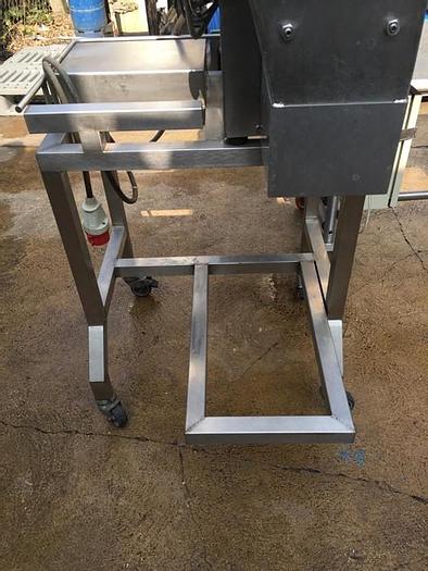 Used MEAT FLAKER WITH CONVEYOR
