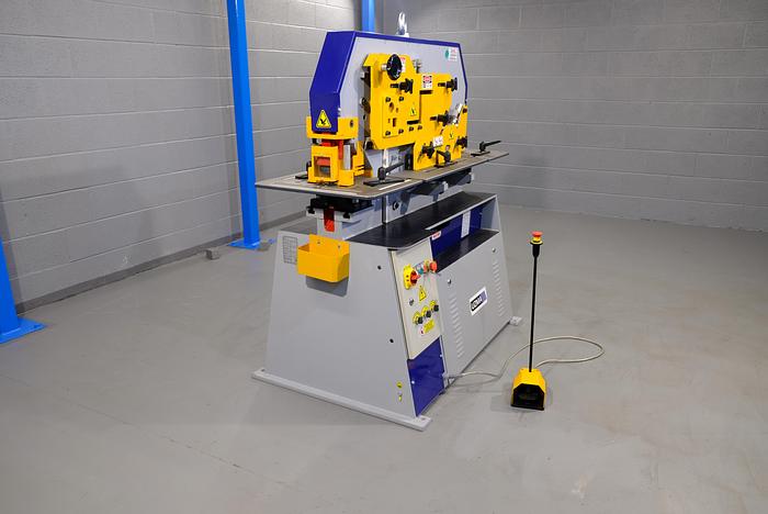 UZMA 45 ton 5 station Hydraulic steelworker