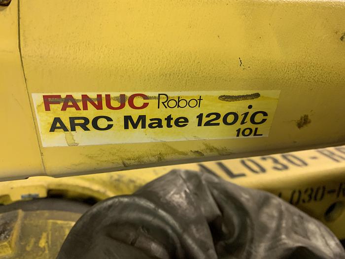 Used FANUC ARCMATE 120iC/10L 6 AXIS CNC MIG WELDING ROBOT WITH R30iA CONTROLLER