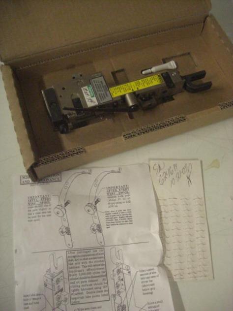 Used Bostitch 9038 M stapling heads