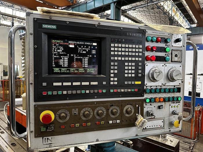 Installata Fresalesatrice a Montante Mobile Cnc INNSE CF S WZ