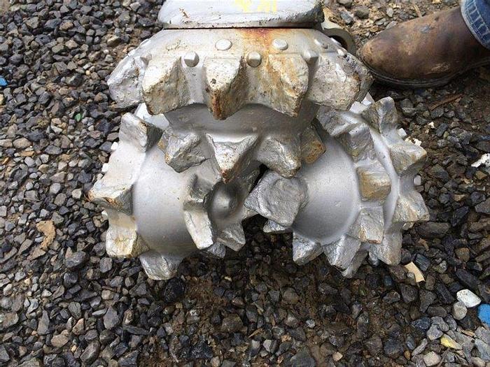 Used 14-3/4" Steel Tooth Bit - Medium Formation - Sealed Bearing