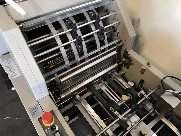 Used Horizon Stitcher/Folder (SPF-11) & Trimmer (FC-11) Collator (MC-80) Horizon Stitcher/Folder (SPF-11) & Trimmer (FC-11) Collator (MC-80)