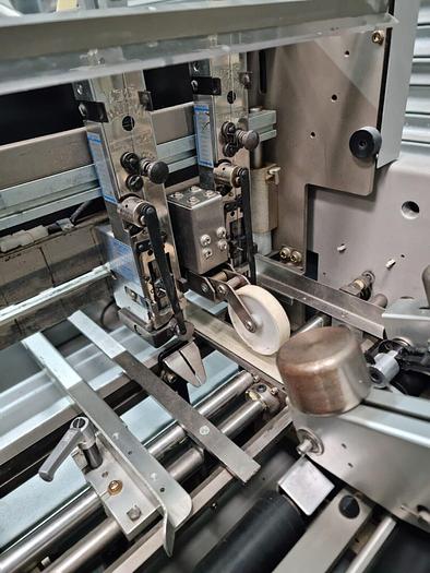 Used Horizon Stitcher/Folder (SPF-11) & Trimmer (FC-11) Collator (MC-80) Horizon Stitcher/Folder (SPF-11) & Trimmer (FC-11) Collator (MC-80)