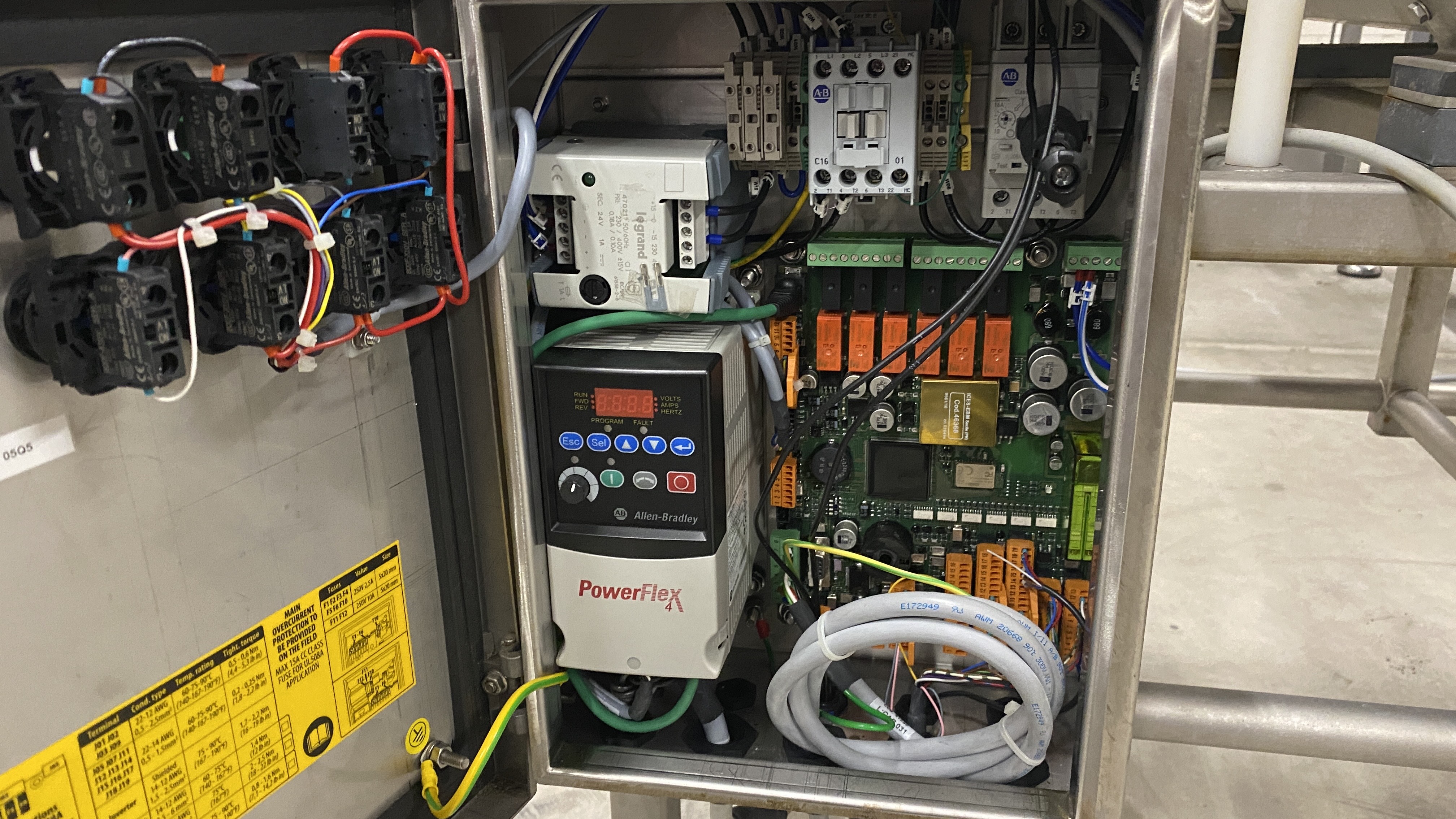 Used Ceia MS21 bulk metaldetector