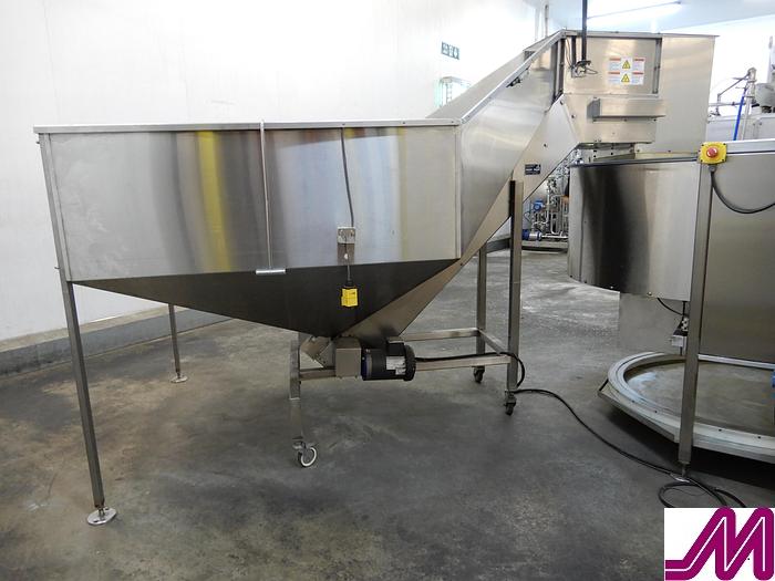 Used 2010 Pace  M500 SSD Bottle Orientator / Feeder with 75CFSP Bulk Bottle Hopper