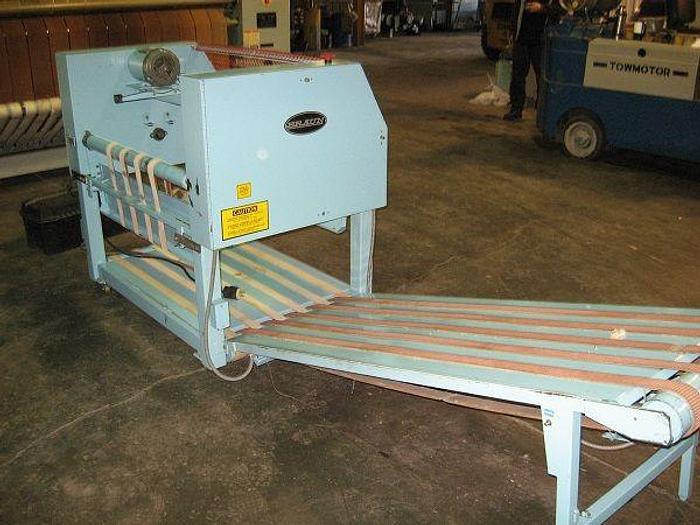 Used 1996 Braun blanket folder