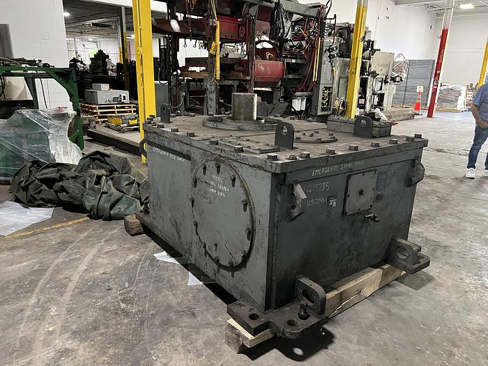 Used SIMPSON 26G GEAR BOX 2165 SM6G-A