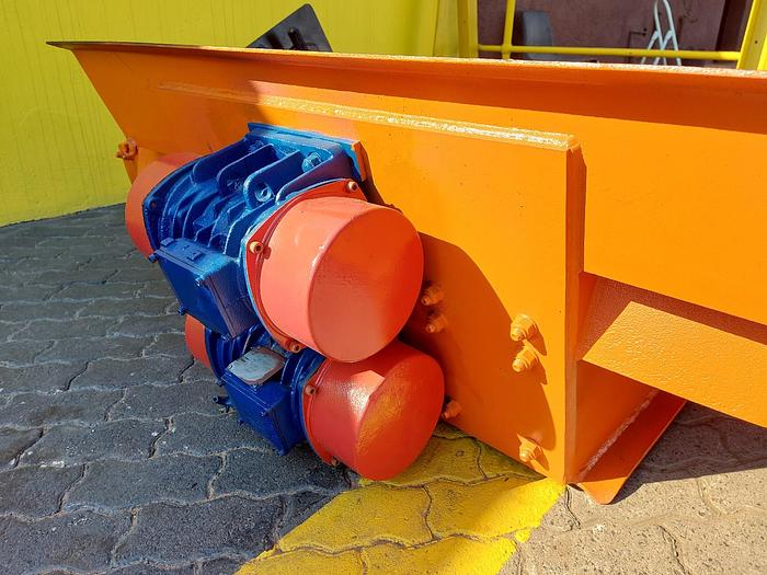 Used Reconditioned Vibrating Pan Feeder