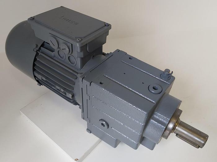 Getriebemotor, GST05-2M VCR 071C42, 91rpm, 41Nm, Lenze neu