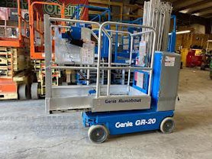 Used 2014 GENIE GR20