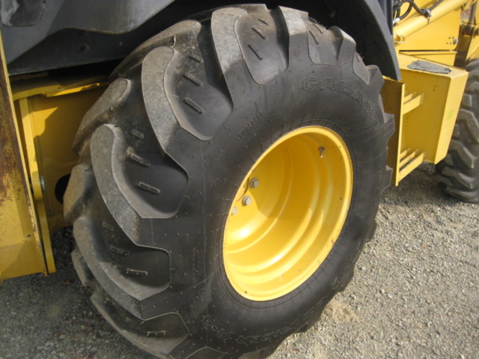 Used 2005 DEERE 410G