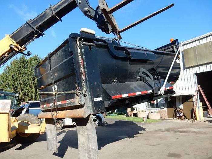 Used 14' Kybato AR-500 Gravel Box & Hoist