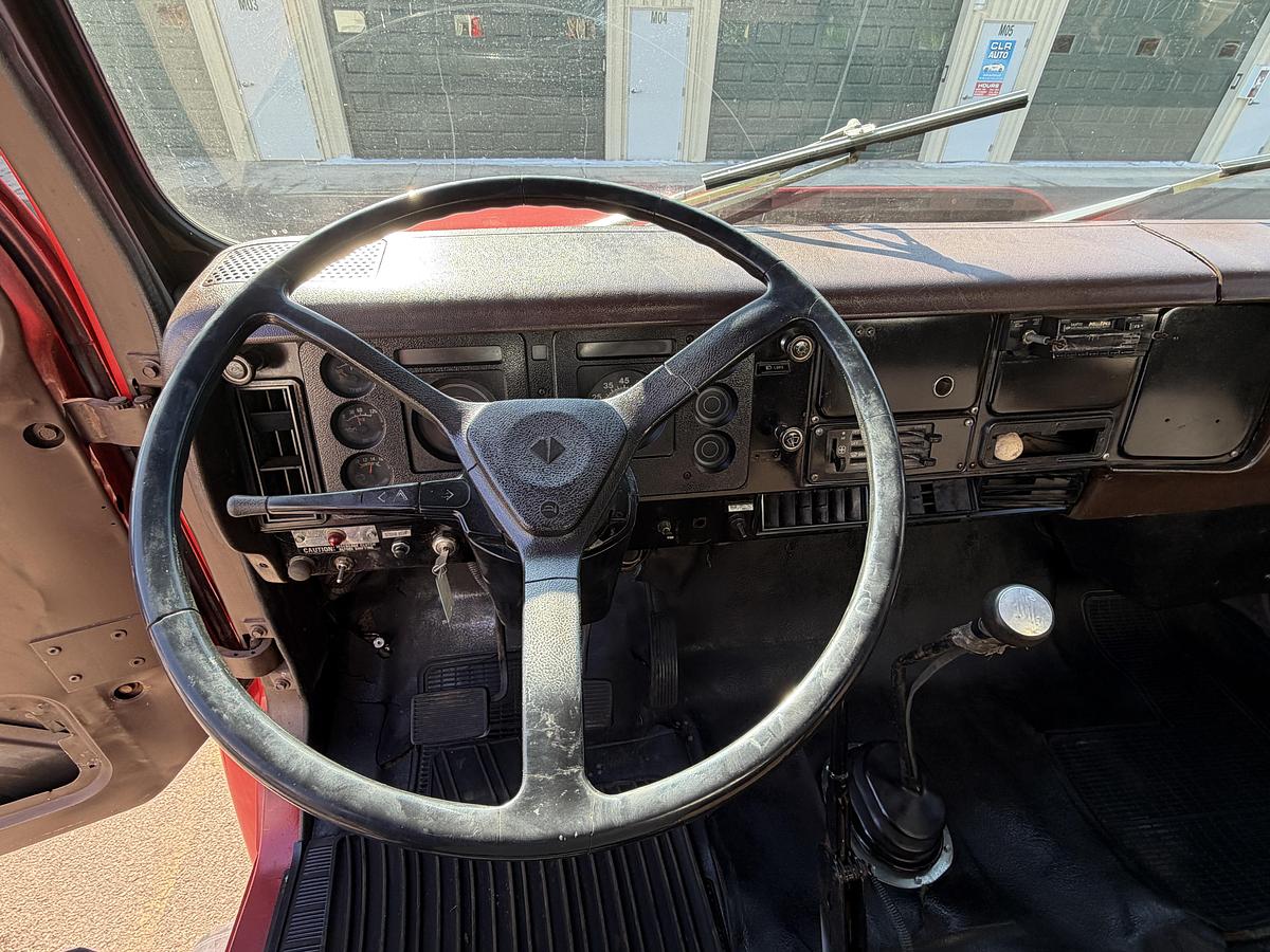 Used 1987 International 1654