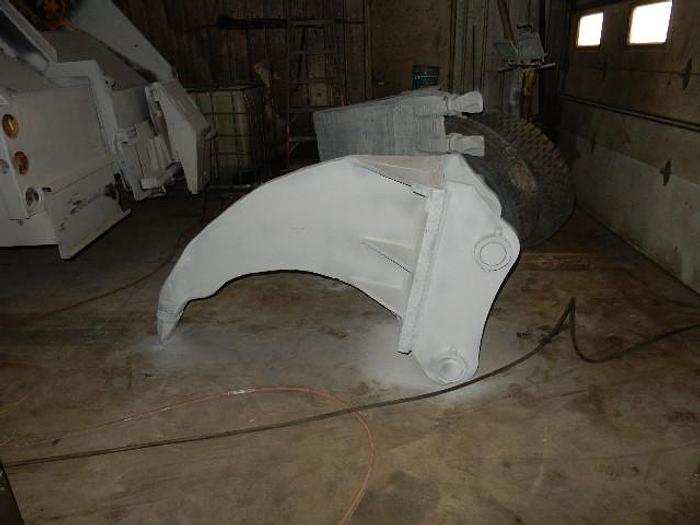 Used Back Hoe Bucket & Tooth Ripper