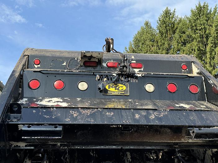 Used 25yd. New Way Magnum Rear Loader Body