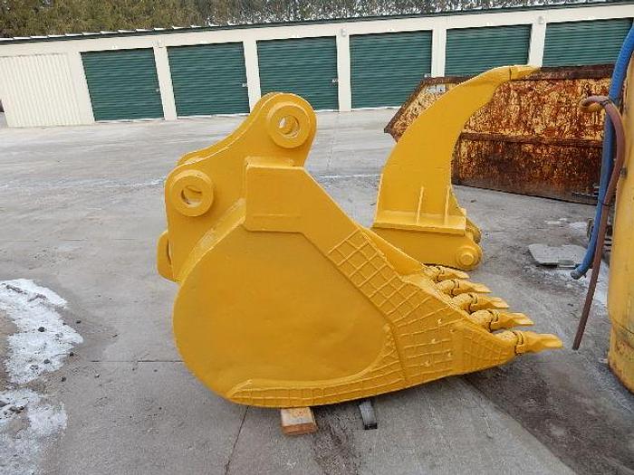 Used Back Hoe Bucket & Tooth Ripper