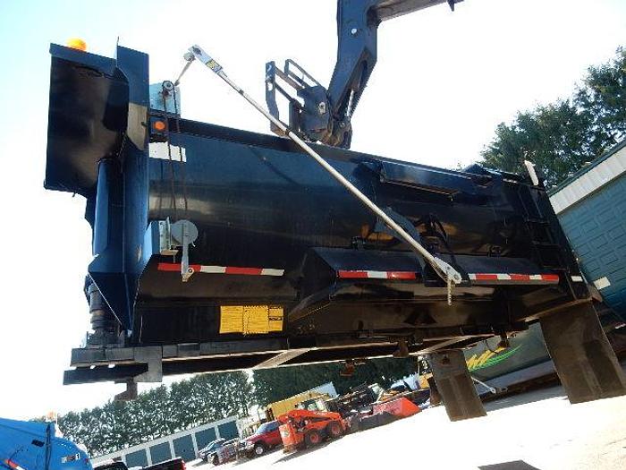 Used 14' Kybato AR-500 Gravel Box & Hoist