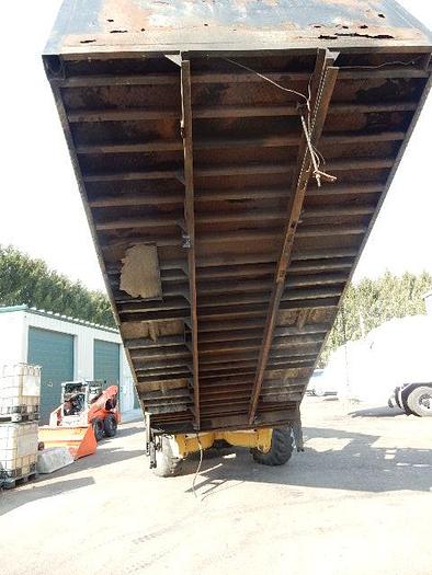 Used 20ft. Diamond Plate Flatbed