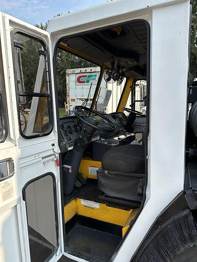 Used 2007 CCC LET2-46