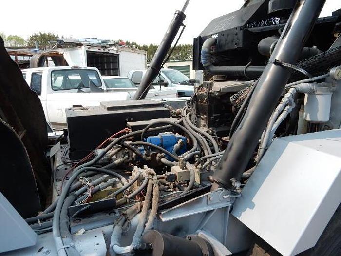 Used 1998 Johnston V-4000