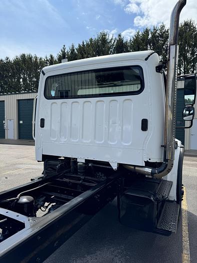 Used 2007 Freightliner M2-106