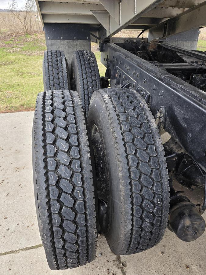 Used 2006 International 7600