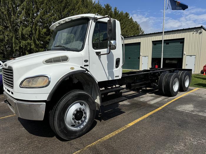 Used 2007 Freightliner M2-106