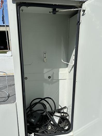 Used 2004-2005 International 4300