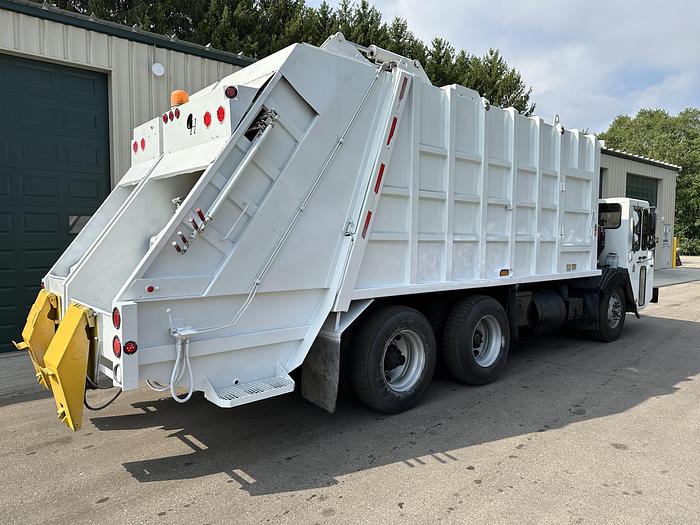 Used 2010 CCC LET2-46