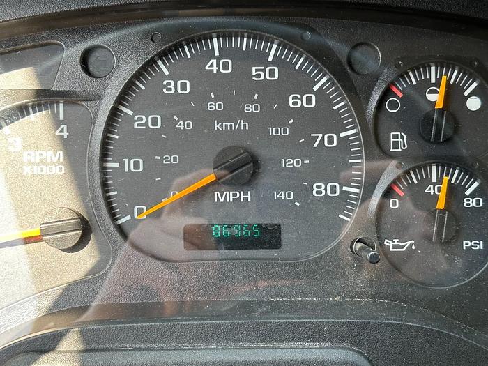 Used 2009 GMC T-7500