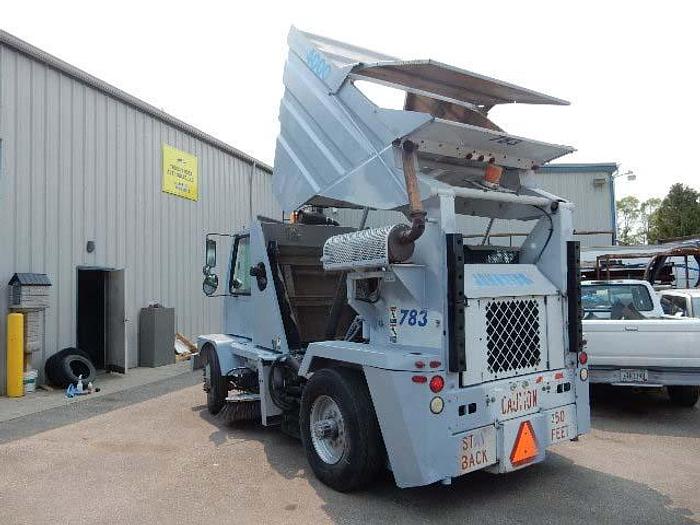 Used 1998 Johnston V-4000