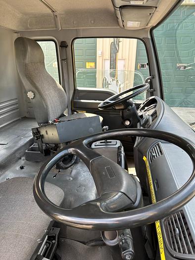 Used 2009 GMC T-7500