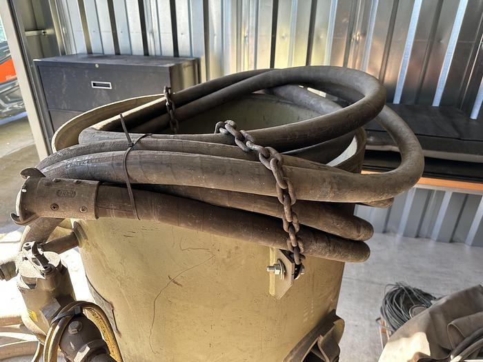 Used Clemco Sandblaster Pots & Hoses