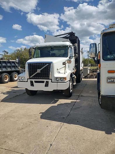 Used 2016 Volvo VHD-64-T