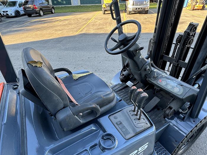 Used 2014 Doosan G25E-5