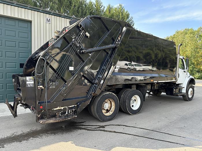 Used 25yd. New Way Magnum Rear Loader Body
